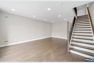 139 Philip, Elmwood Park, NJ 07407 - Photo 12