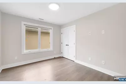 139 Philip, Elmwood Park, NJ 07407 - Photo 22