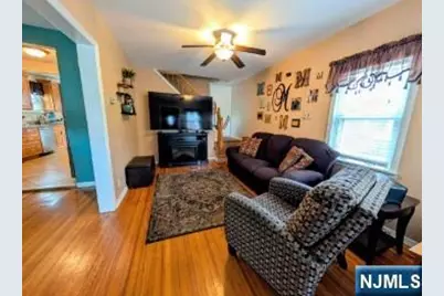 121 Highland Place, Ridgefield Park, NJ 07660 - Photo 8