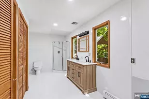 17 Hickory Dr, Oakland, NJ 07436 - Photo 16