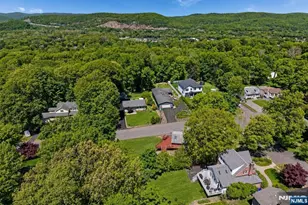 17 Hickory Dr, Oakland, NJ 07436 - Photo 38