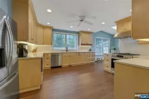 283 Summit St, Norwood, NJ 07648 - Photo 14