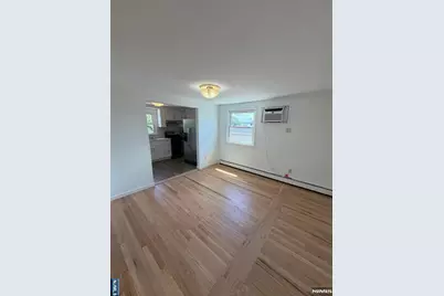 53 Devon Terrace 2 #2, Kearny, NJ 07032 - Photo 4