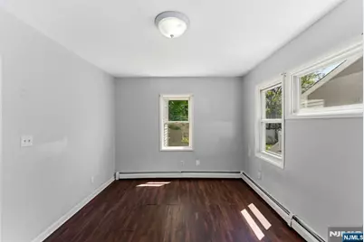 80 Melrose Avenue, Irvington, NJ 07111 - Photo 10