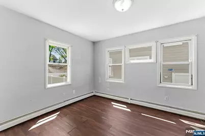 80 Melrose Avenue, Irvington, NJ 07111 - Photo 8