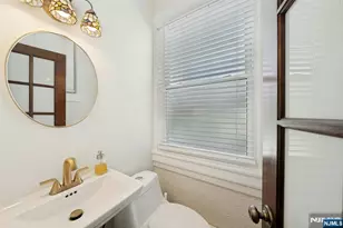 1016 Abbott Blvd, Fort Lee, NJ 07024 - Photo 22