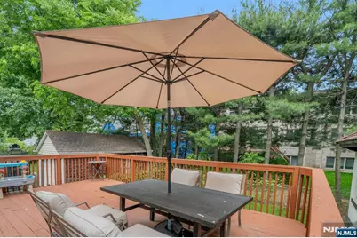 1016 Abbott Boulevard, Fort Lee, NJ 07024 - Photo 32