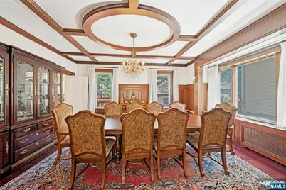 1016 Abbott Boulevard, Fort Lee, NJ 07024 - Photo 18