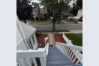 195 Pleasant Avenue, Bergenfield, NJ 07621 - Photo 4