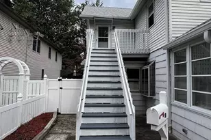 195 Pleasant Ave, Bergenfield, NJ 07621 - Photo 2