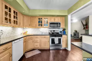 101 Oak Street F6, Oakland, NJ 07436 - Photo 16