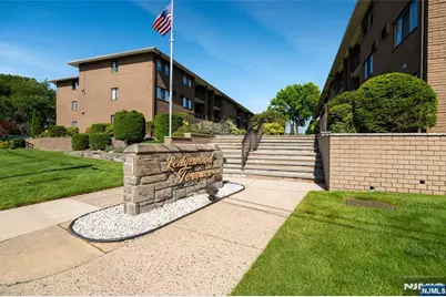 464 Liberty Street 106 #106, Little Ferry, NJ 07643 - Photo 2