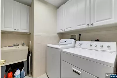 110 Winding Creek, Old Tappan, NJ 07675 - Photo 36