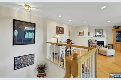 110 Winding Creek, Old Tappan, NJ 07675 - Photo 4