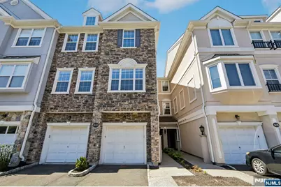 22 Devonshire Drive 128 #128, Clifton, NJ 07013 - Photo 4