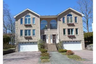 72 B Garfield Pl B, Ridgewood, NJ 07450 - Photo 1