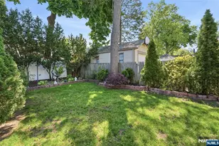 52 Harcourt Ave, Bergenfield, NJ 07621 - Photo 18