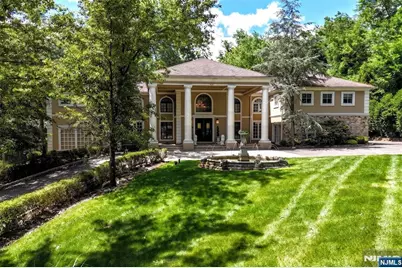 24 Wildwood Road, Saddle River, NJ 07458 - Photo 2