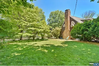 694 Sunset Road, Teaneck Township, NJ 07666 - Photo 24