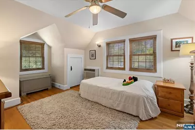 694 Sunset Road, Teaneck Township, NJ 07666 - Photo 14