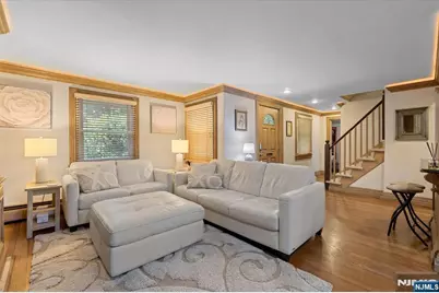 694 Sunset Road, Teaneck Township, NJ 07666 - Photo 6