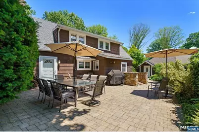 694 Sunset Road, Teaneck Township, NJ 07666 - Photo 18