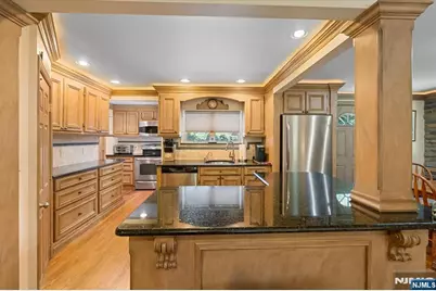 694 Sunset Road, Teaneck Township, NJ 07666 - Photo 8
