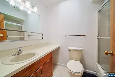 1437 John Street, Fort Lee, NJ 07024 - Photo 22