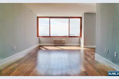 100 Old Palisade Road 2909 #2909, Fort Lee, NJ 07024 - Photo 2