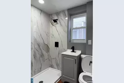 178 Berry Street, Hackensack, NJ 07601 - Photo 14