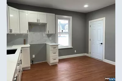 178 Berry Street, Hackensack, NJ 07601 - Photo 8