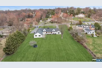 16 Greenbrook Road, Caldwell, NJ 07006 - Photo 6