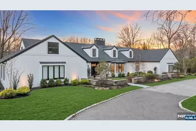 16 Greenbrook Road, Caldwell, NJ 07006 - Photo 2