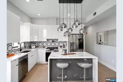 3568 John F Kennedy Boulevard 3 #3, Jersey City, NJ 07307 - Photo 4