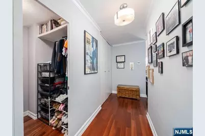 6050 Boulevard East 6D #6D, West New York, NJ 07093 - Photo 14