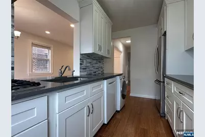 104 Columbia Avenue 2nd Fl #2nd Fl, Palisades Park, NJ 07650 - Photo 2