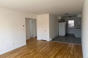 206 Riverview Pl 4, Cliffside Park, NJ 07010 - Photo 2