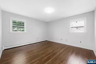 24 Van Vliet Ct 2, Clifton, NJ 07013 - Photo 12
