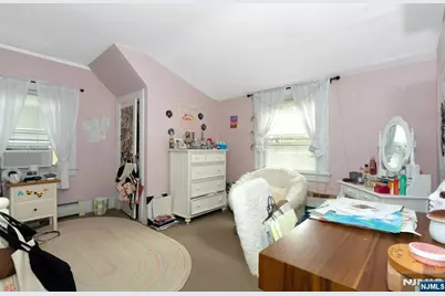 412 Mountain View Road, Englewood, NJ 07631 - Photo 12