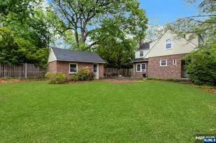 412 Mountain View Rd, Englewood, NJ 07631 - Photo 18