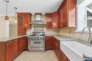 51 Anderson Ave, Englewood Cliffs, NJ 07632 - Photo 10