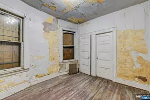 249 4th St, Newark, NJ 07107 - Photo 22