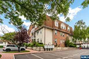 400 Crown Ct 581, Edgewater, NJ 07020 - Photo 26