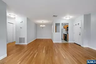 400 Crown Ct 581, Edgewater, NJ 07020 - Photo 6