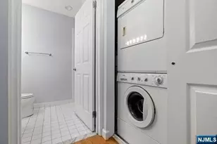 400 Crown Ct 581, Edgewater, NJ 07020 - Photo 22