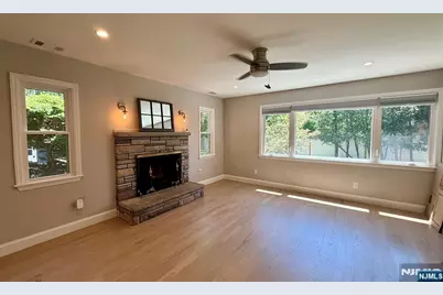 36 Kinderkamack Road, Hillsdale, NJ 07642 - Photo 10