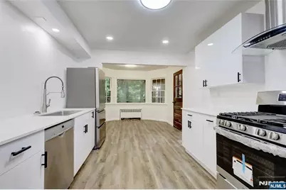 4-21 Saddle River, Fair Lawn, NJ 07410 - Photo 4