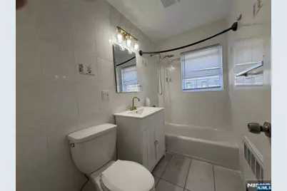 805 Harvard Place 1 #1, Fort Lee, NJ 07024 - Photo 4