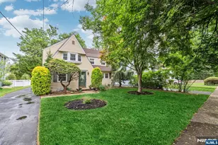 151 Walthery Ave, Ridgewood, NJ 07450 - Photo 2