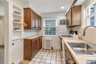 151 Walthery Ave, Ridgewood, NJ 07450 - Photo 10